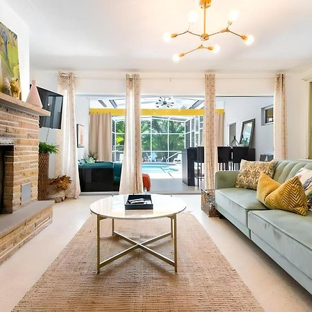 Fantastic Island House 1 Mile To The Beach With Heated Pool Sarasota Eksteriør billede